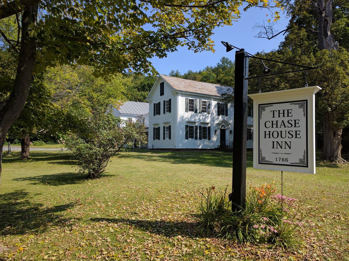 The Chase House Inn Cornish Exteriér fotografie